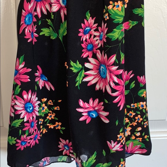 Neon Floral halter top - Picture 4 of 6